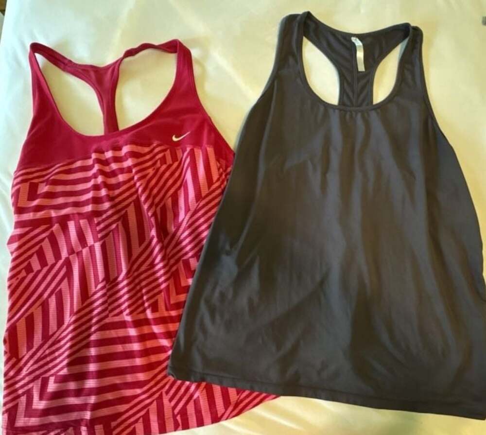 Preowned  2 Nike & Fabletics women’s Racerback Athletic Tank Tops, size XXL